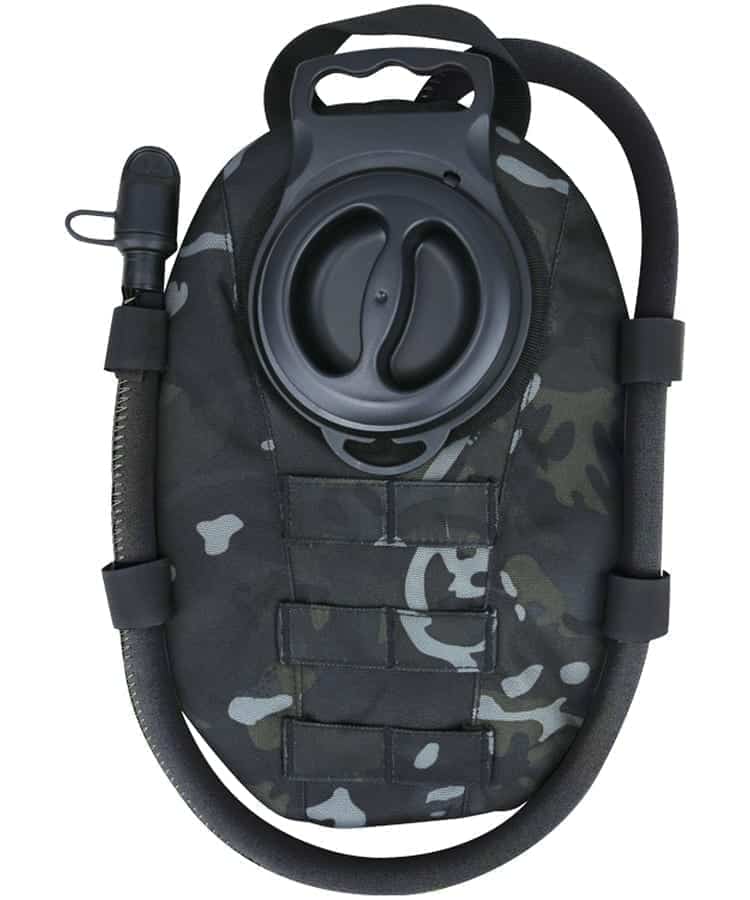 Kombat UK Hydration Pouch with 0.8L Bladder insert