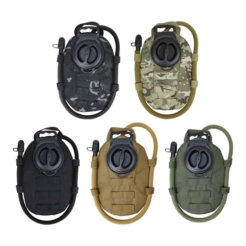 Kombat UK Hydration Pouch with 0.8L Bladder insert